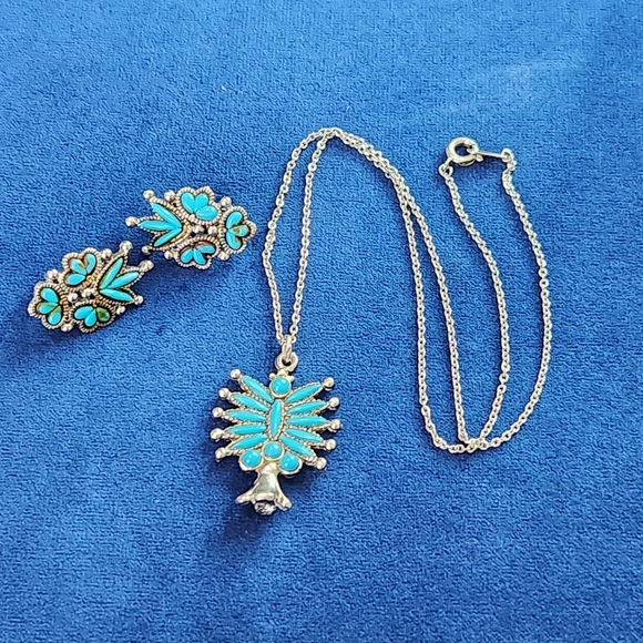 Vintage 90s Faux Turquoise Squash Blossom Silver Necklace Clip On Earrings Set - Picture 2 of 6